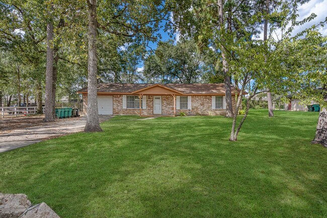 Foto del edificio - 3699 Piney Point Rd