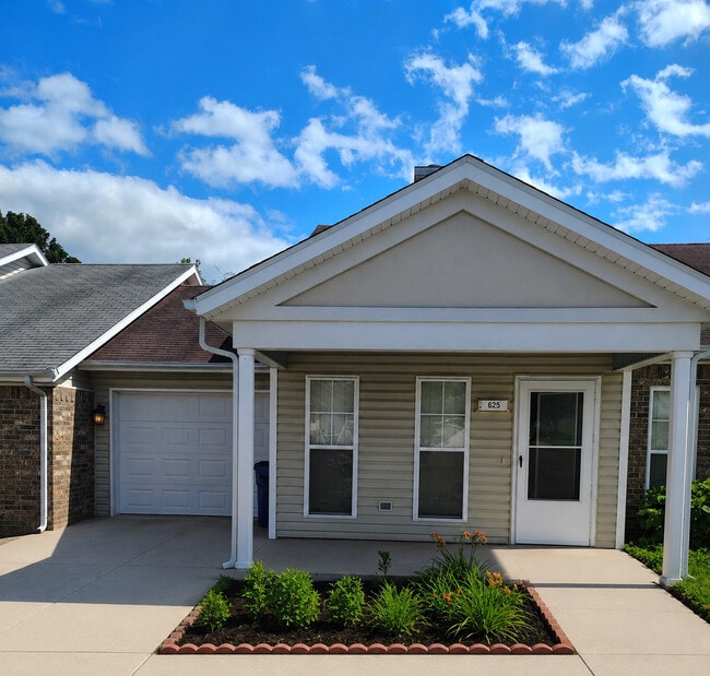Building Photo - Park West Patio Homes