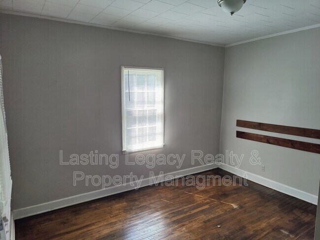 Foto del edificio - 1712 Grant Ave