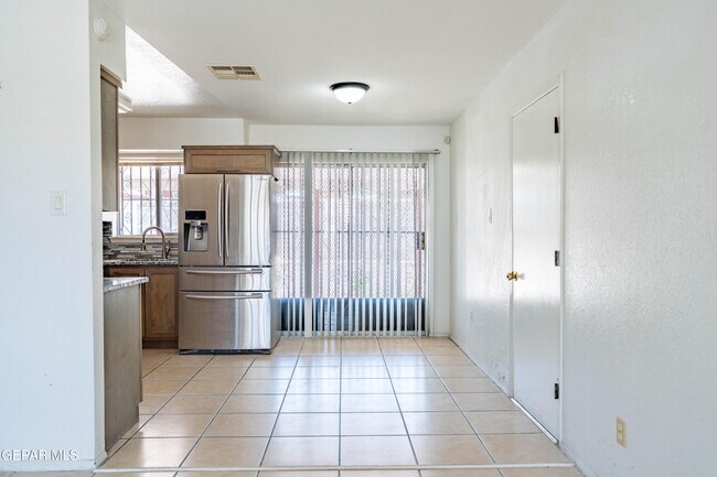 Foto del edificio - 11516 Meadowbrook Dr