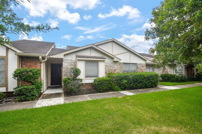 Foto del edificio - 20 Barcelona Ct