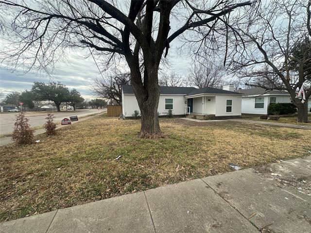 Building Photo - 1404 Dent St