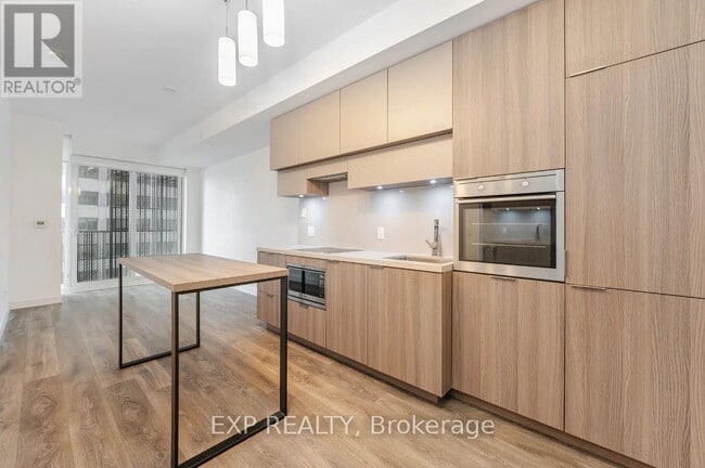 Building Photo - 8 Eglinton Ave E