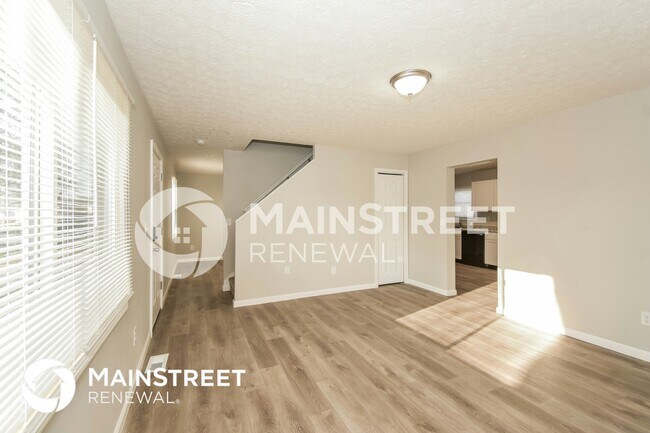 Building Photo - 3231 Macarthur Ln