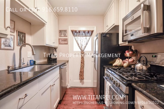 Building Photo - 6224 Cavan Dr