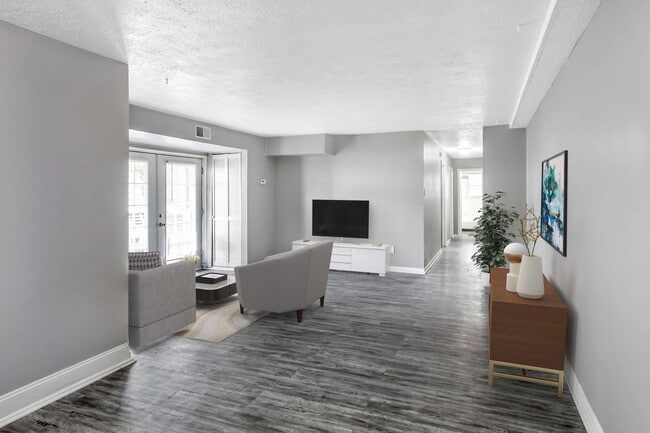 Living Area Renovated - Eastland Hills Apartments