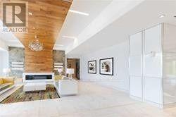 Photo du bâtiment - 7890 Bathurst St