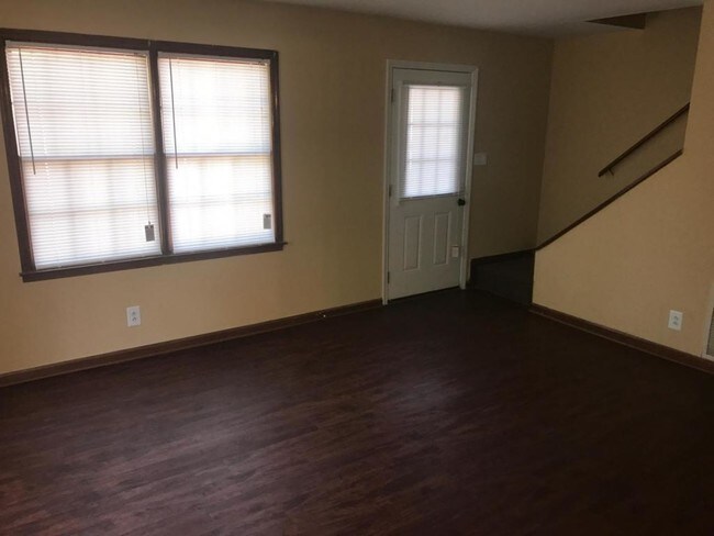 Foto del edificio - 240 Neptune Ct.