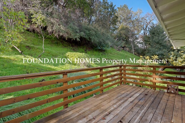 Foto del edificio - 26 Leafwood Cir