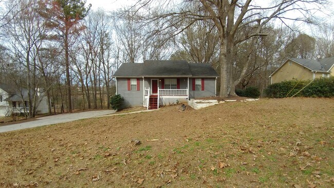 Building Photo - Charming Douglasville Home with Bonus Base...