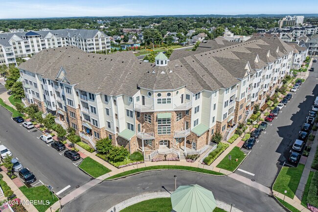 Foto del edificio - 33 Cooper Ave