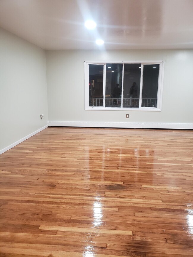 Foto del edificio - 49 E 51st St