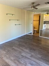 Building Photo - 5245 Cedarbend Dr