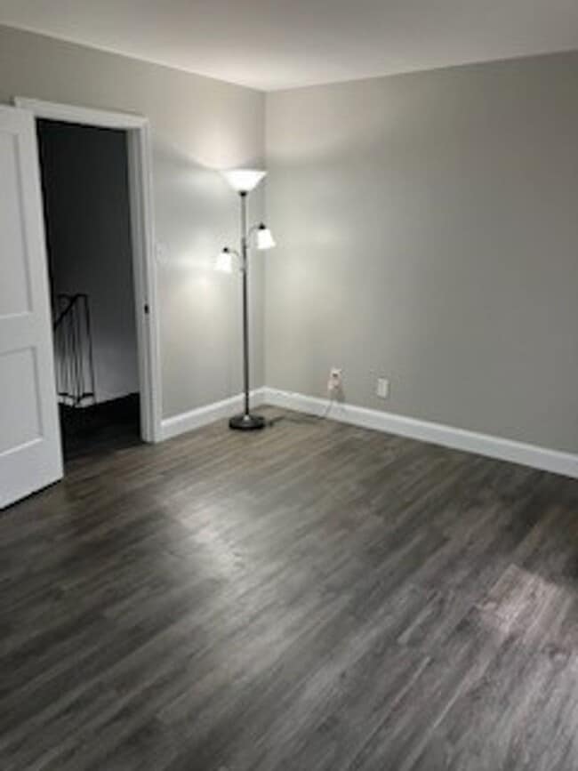 Building Photo - **** Limited Time Offer ***Move in this se...