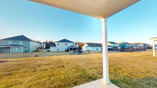 Foto del edificio - Brand New Beautiful Home in Taylor Lakes