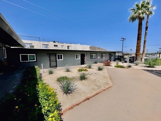 Foto del edificio - 36947 Melrose Dr