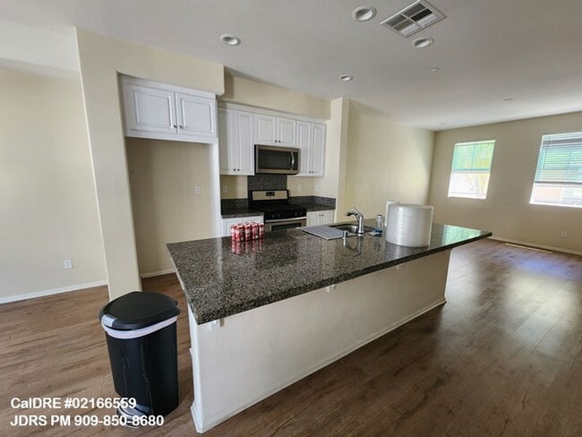 Foto del edificio - Upland 3 Bedroom Home