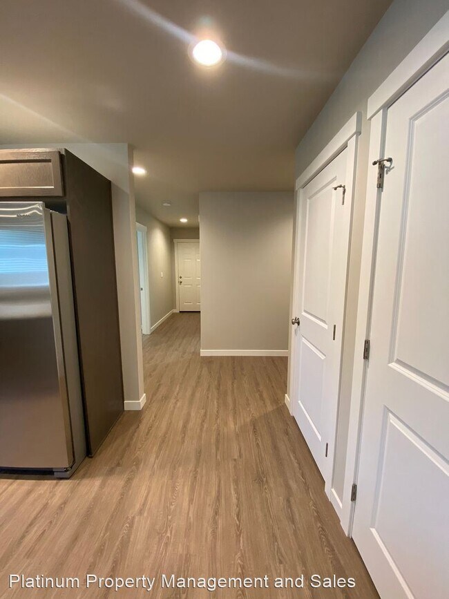 Building Photo - 3 br, 2 bath House - 2366 SE Marlette Rd