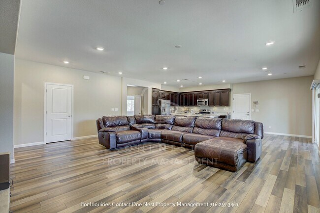 Foto del edificio - Practically New & Ready for Summer Fun!