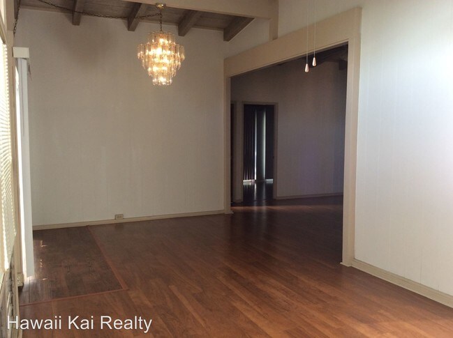 Building Photo - 3 br, 1.5 bath House - 672 Aipo Street