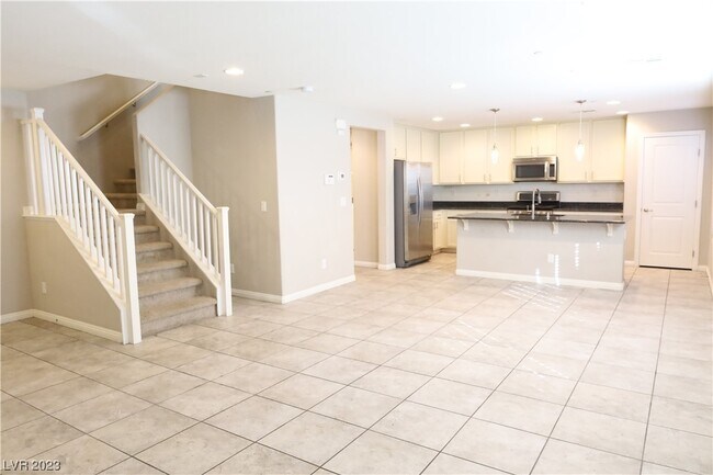 Foto del edificio - 3040 Bicentennial Pkwy