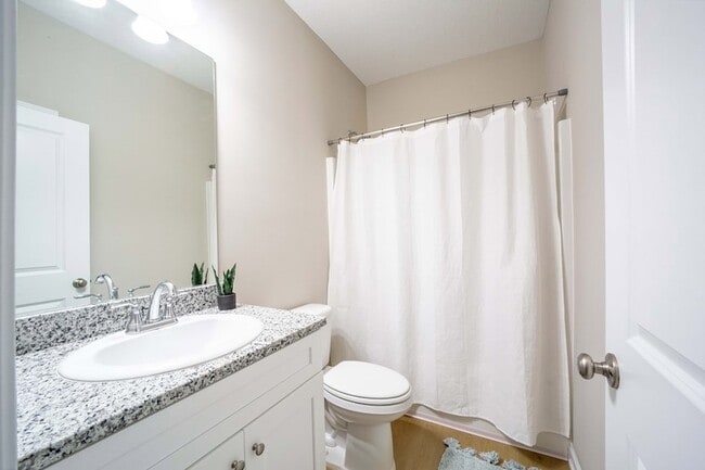 Building Photo - 5176 Legion Dr