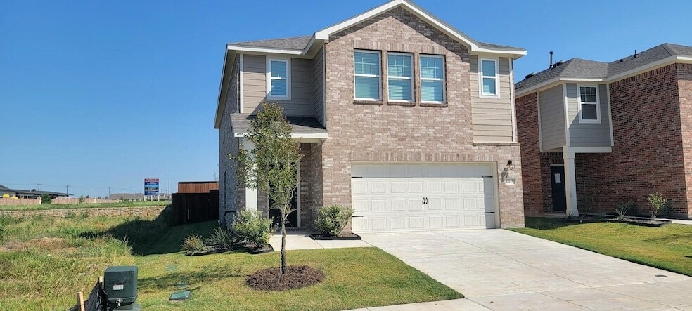 Foto principal - 14115 Donahue St
