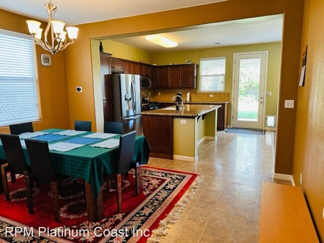 Foto del edificio - 3 br, 2.5 bath House - 7454 E. Fedora Ave.