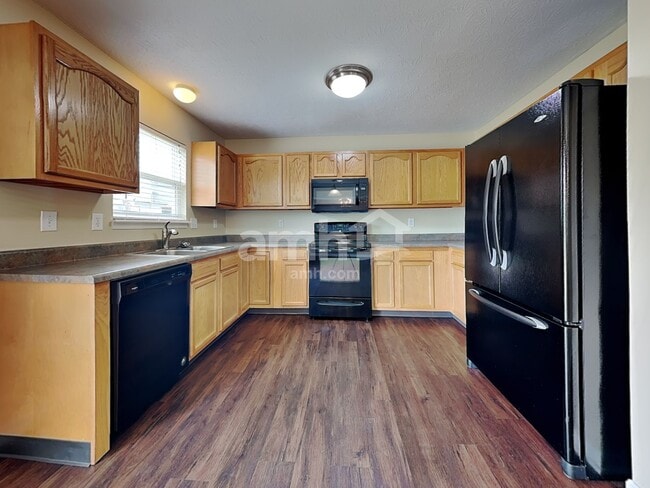 Building Photo - 3146 Old Glory Ln