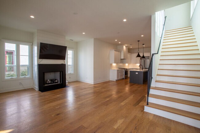 Foto del edificio - 130 2nd St