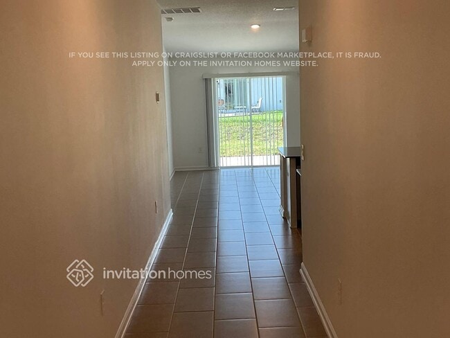 Foto del edificio - 3091 Blue Bonnet Ln