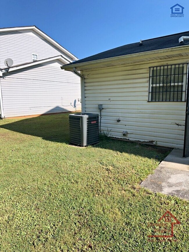 Foto del edificio - 3947 Webb Oaks Ct