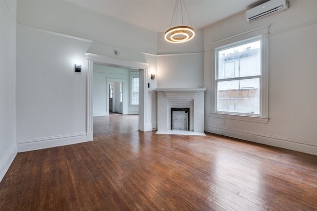 Foto del edificio - 612 W 9th St