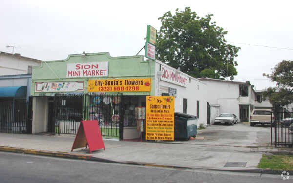 Foto del edificio - 4350-4354 Normal Ave