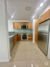 Building Photo - 1050 Brickell Ave