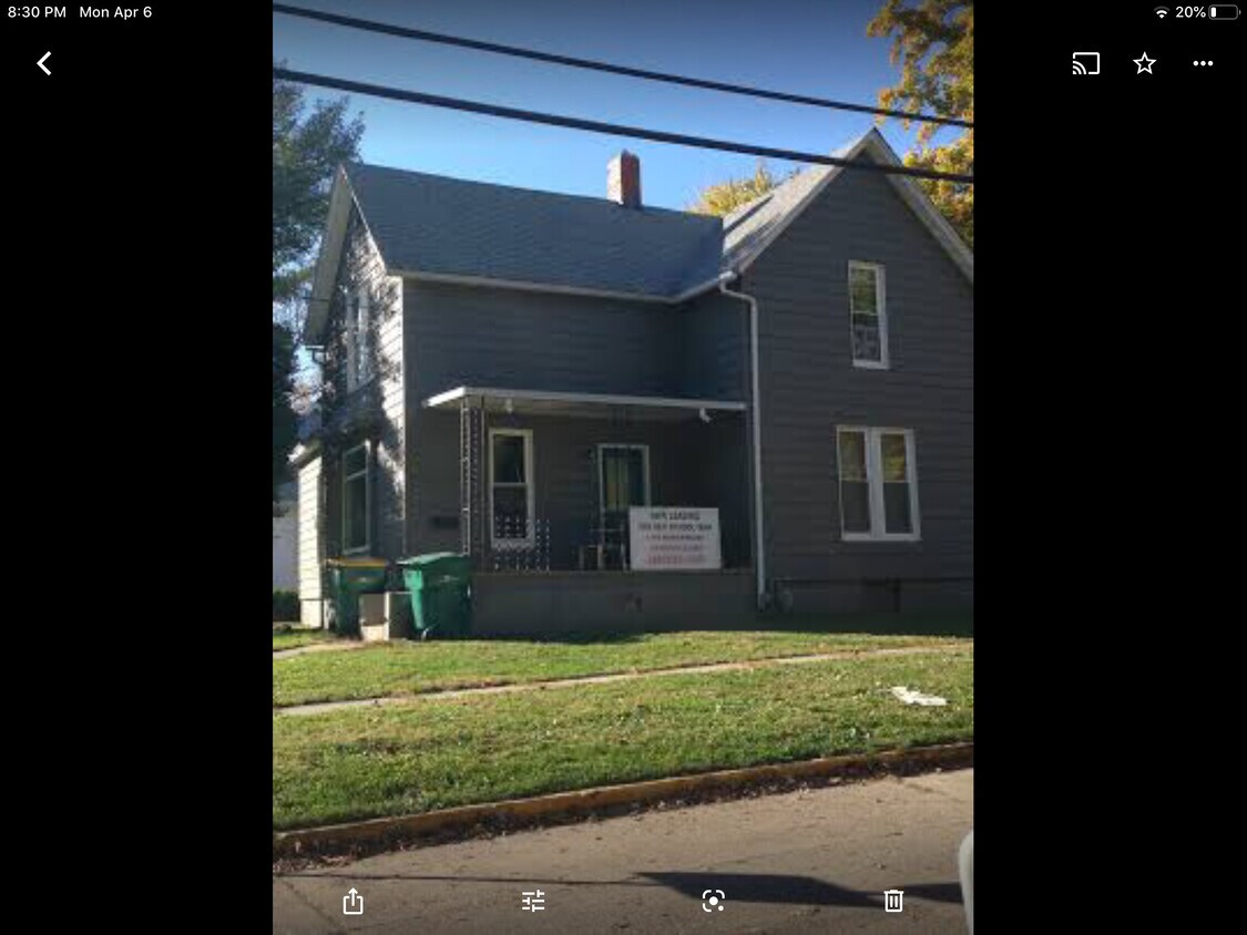 Primary Photo - 404 W Pierce St