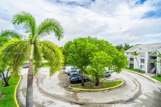 Foto del edificio - 11185 SW 6th St