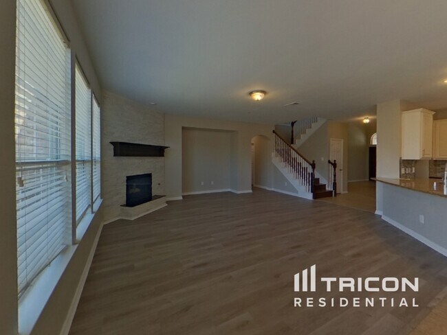 Foto del edificio - 12028 Stephenville Dr