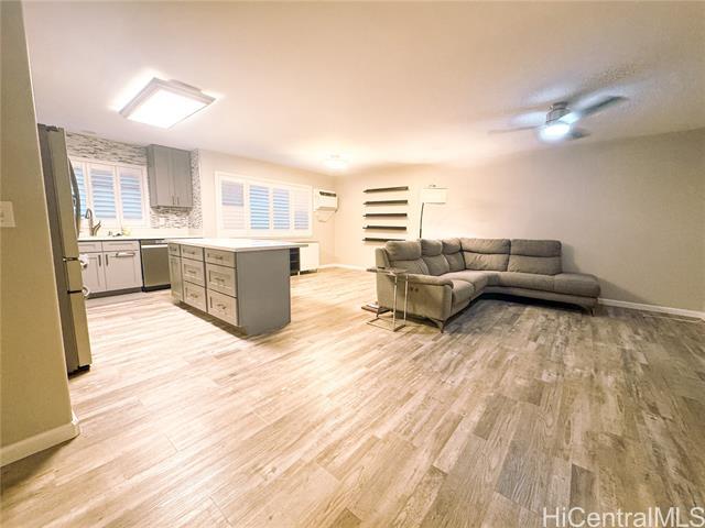 Building Photo - 95-993-993 Ukuwai St