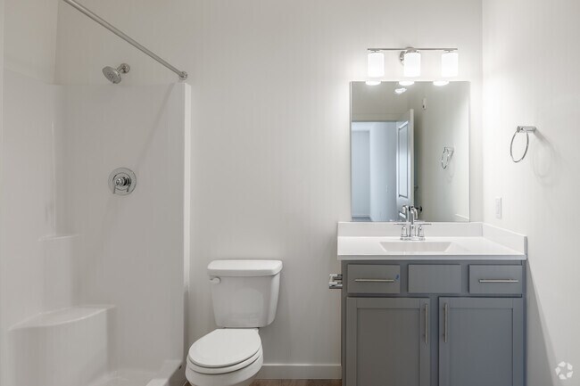 2BR, 2BA - 1,251SF - Primary Bathroom - Fairway Flats Apartments