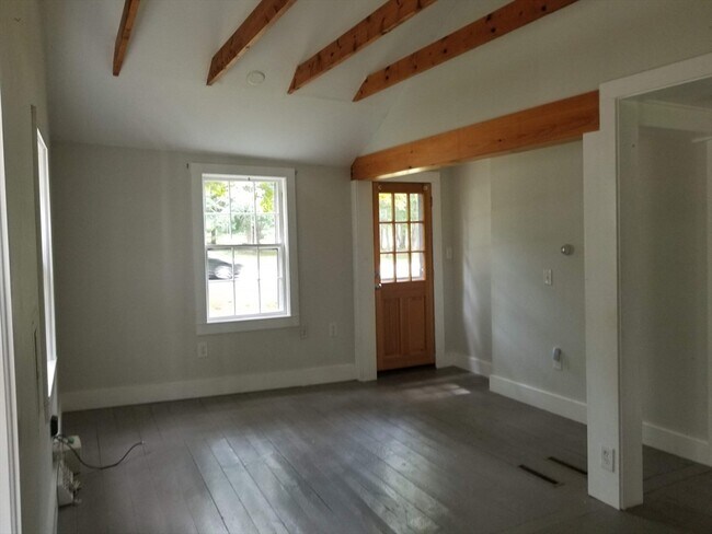 Foto del edificio - 980 Careswell St