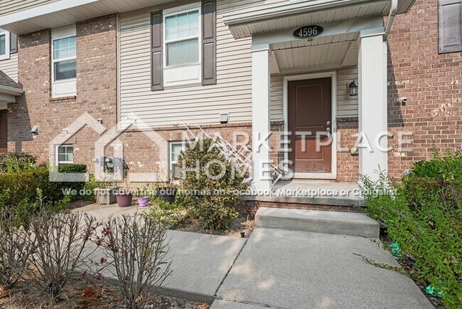 Building Photo - 4596 Bradley Cir