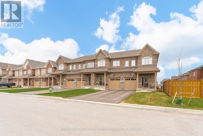 Building Photo - 109 N Gdn Blvd