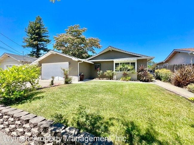 Foto del edificio - 3 br, 2 bath House - 1584 Yellowstone Street