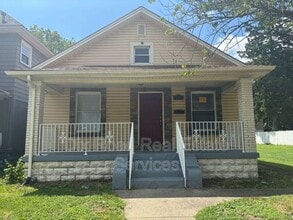 Building Photo - 208 Garfield St