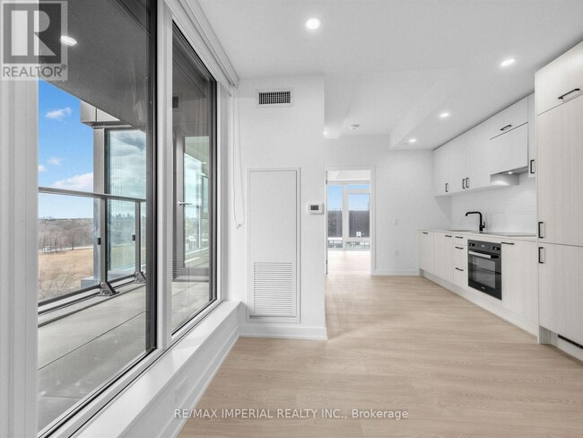 Building Photo - 1 Quarrington Ln