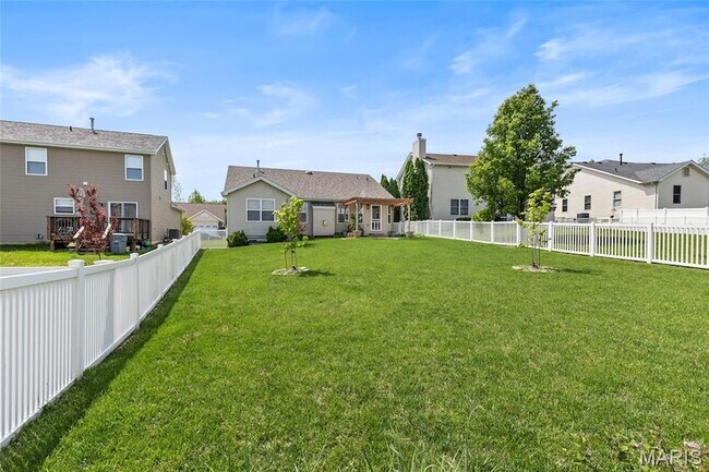 Building Photo - 209 Flint Brook Dr