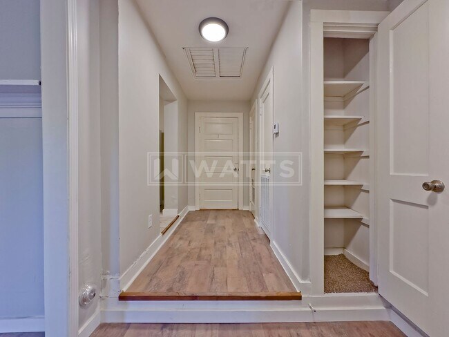 Foto del edificio - 1022 28th Pl S