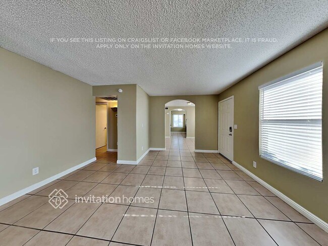 Building Photo - 4545 N 67th Ave