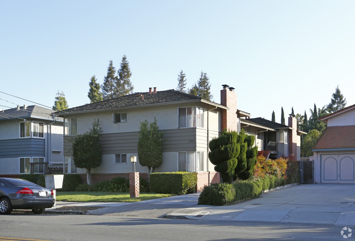 Primary Photo - 1816 Park Ave